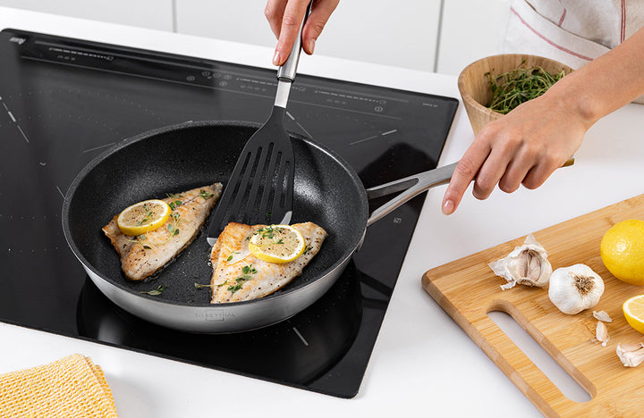 28 cm Pfanne aus Edelstahl für Braten auf allen Herdplatten – auch Induktion